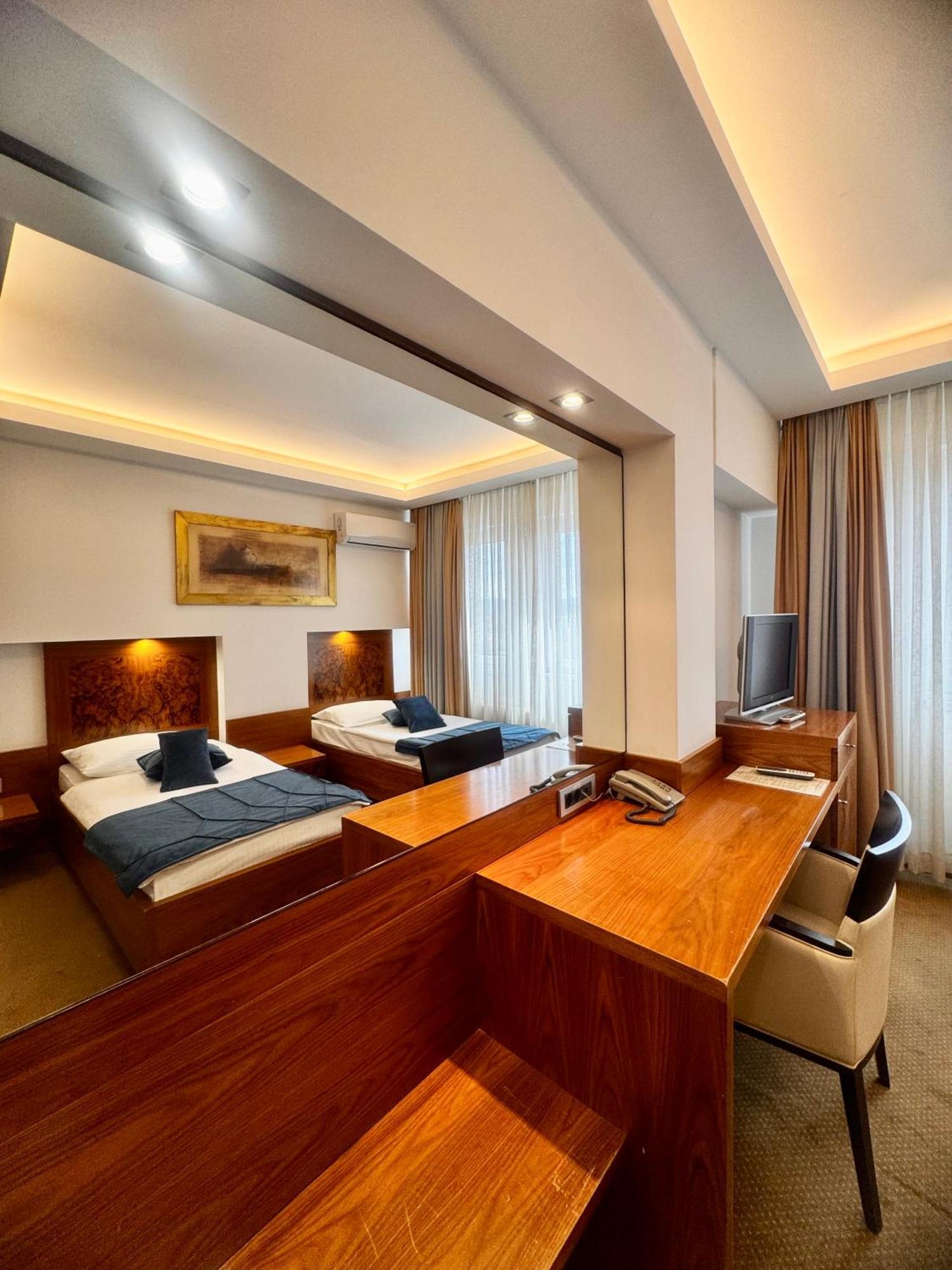 Hotel Exclusive Sarajevo Bagian luar foto