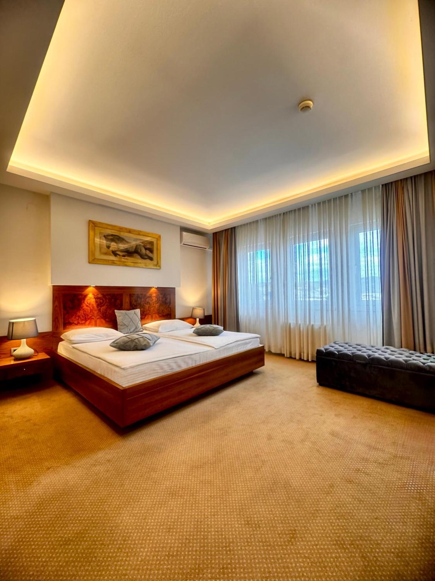 Hotel Exclusive Sarajevo Bagian luar foto