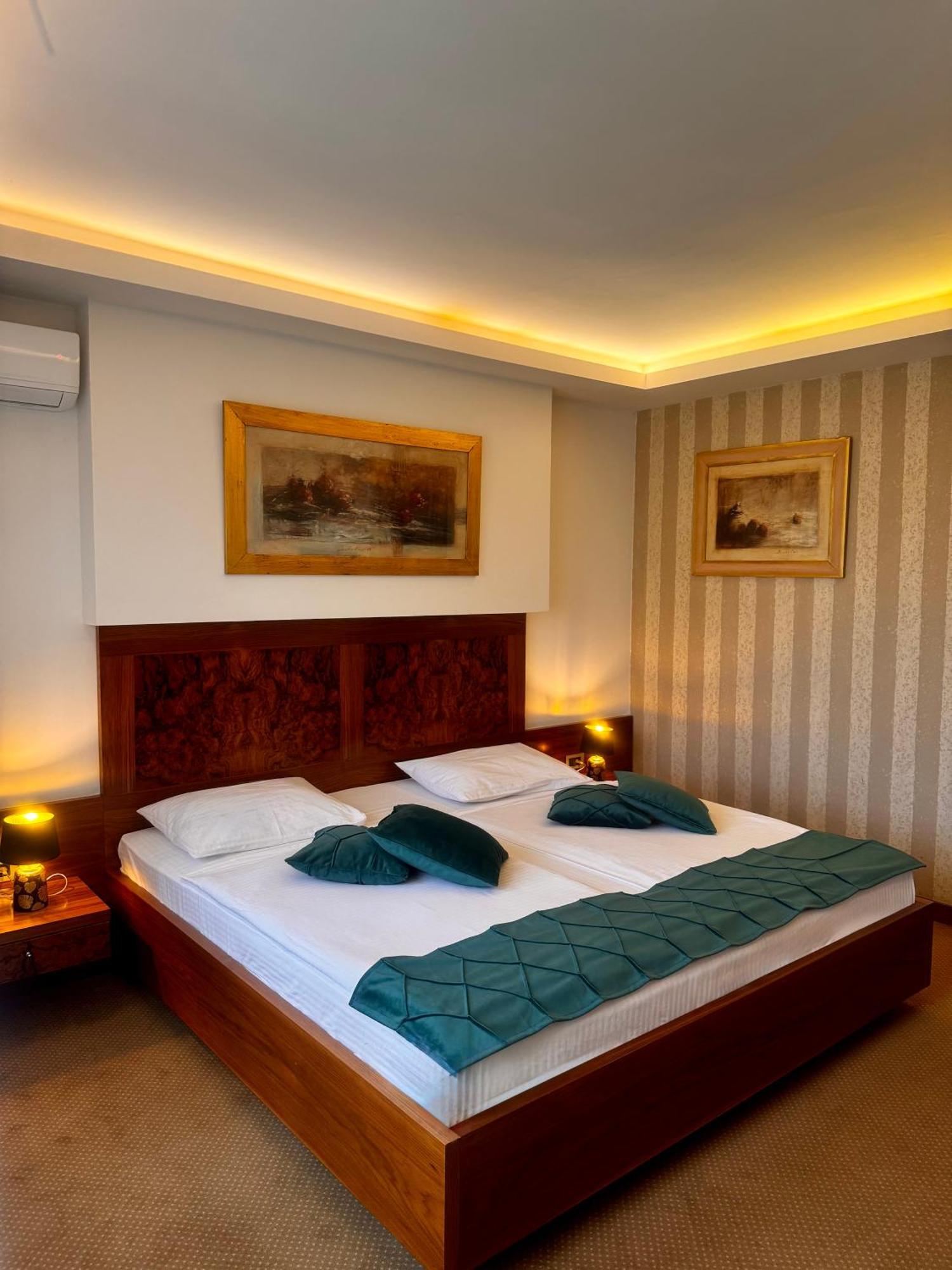 Hotel Exclusive Sarajevo Bagian luar foto