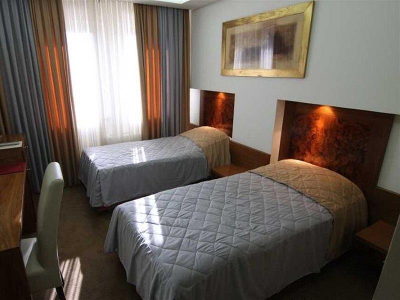 Hotel Exclusive Sarajevo Bagian luar foto
