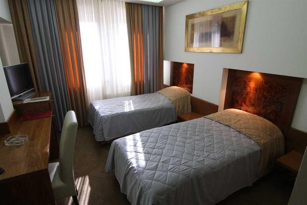 Hotel Exclusive Sarajevo Bagian luar foto
